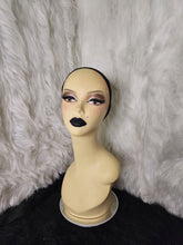 Load image into Gallery viewer, Mannequin head
